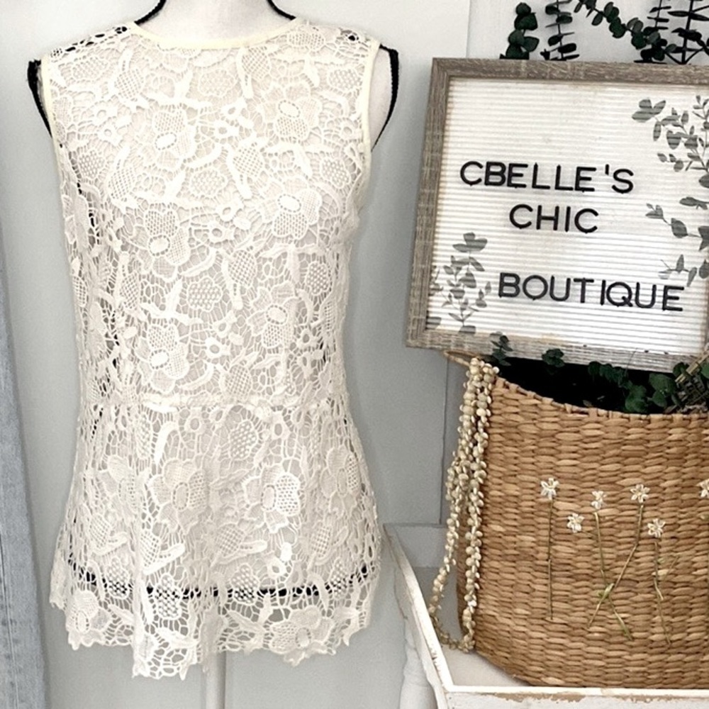 Cabi Sleeveless Needle Lace Floral Top Style 800 - Picture 2 of 11